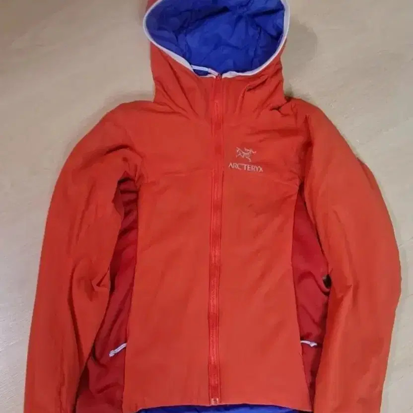 Arc'teryx Atom Jacket Lightweight Functional Hiki… - image 4