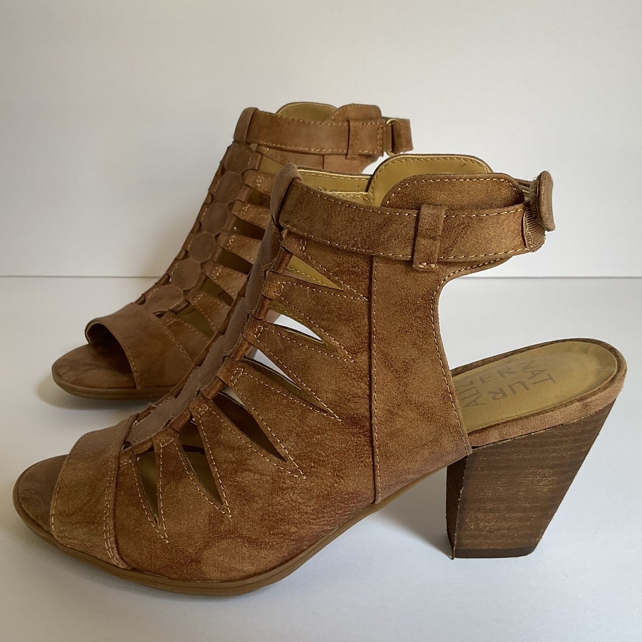 Naturalizer Talan Tan Suede Gladiator Heeled Sandals Size
