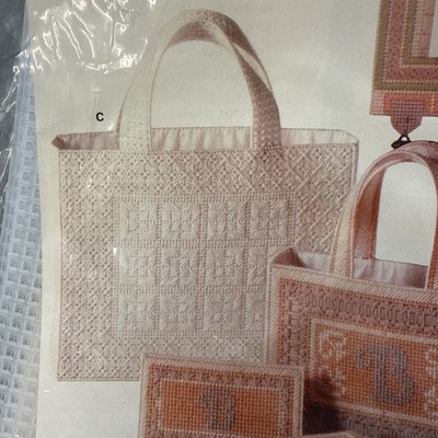 Vintage Artcraft Concepts Yarn Quickpoint Project Classic Elegance Tote NEW