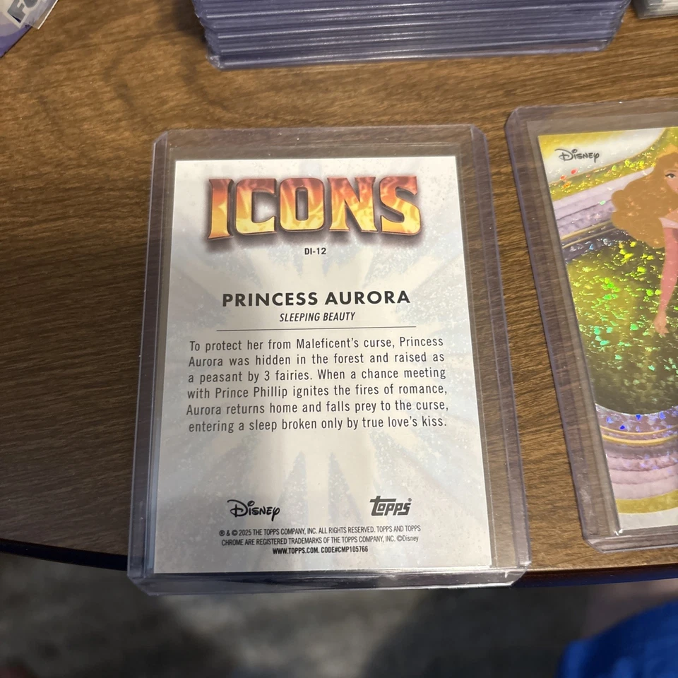 2025 Topps Chrome Disney Princess Aurora/Sleeping Beauty Disney Icons Black /10 - Image 3 of 4