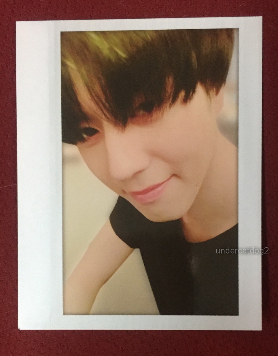 GOT7 Eyes on You Taiwan Promo Polaroid-style photo card (YUGYEOM