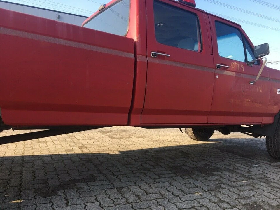 RAR! 1987 FORD F-350 4x4 Crew Cab Long Bed | 351W V8 | Ex US Air Force & FeuerW. - Bild 4 von 4