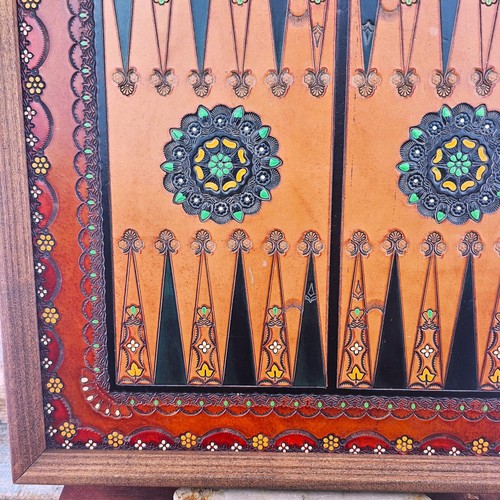 VTG Leather Backgammon Board Hand Tooled Wood Frame Functional Decor Man Cave - Picture 5 of 10