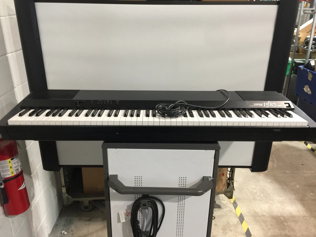 Used Yamaha PF85 88 Key Digital Electric Piano Black w Weighted Keys