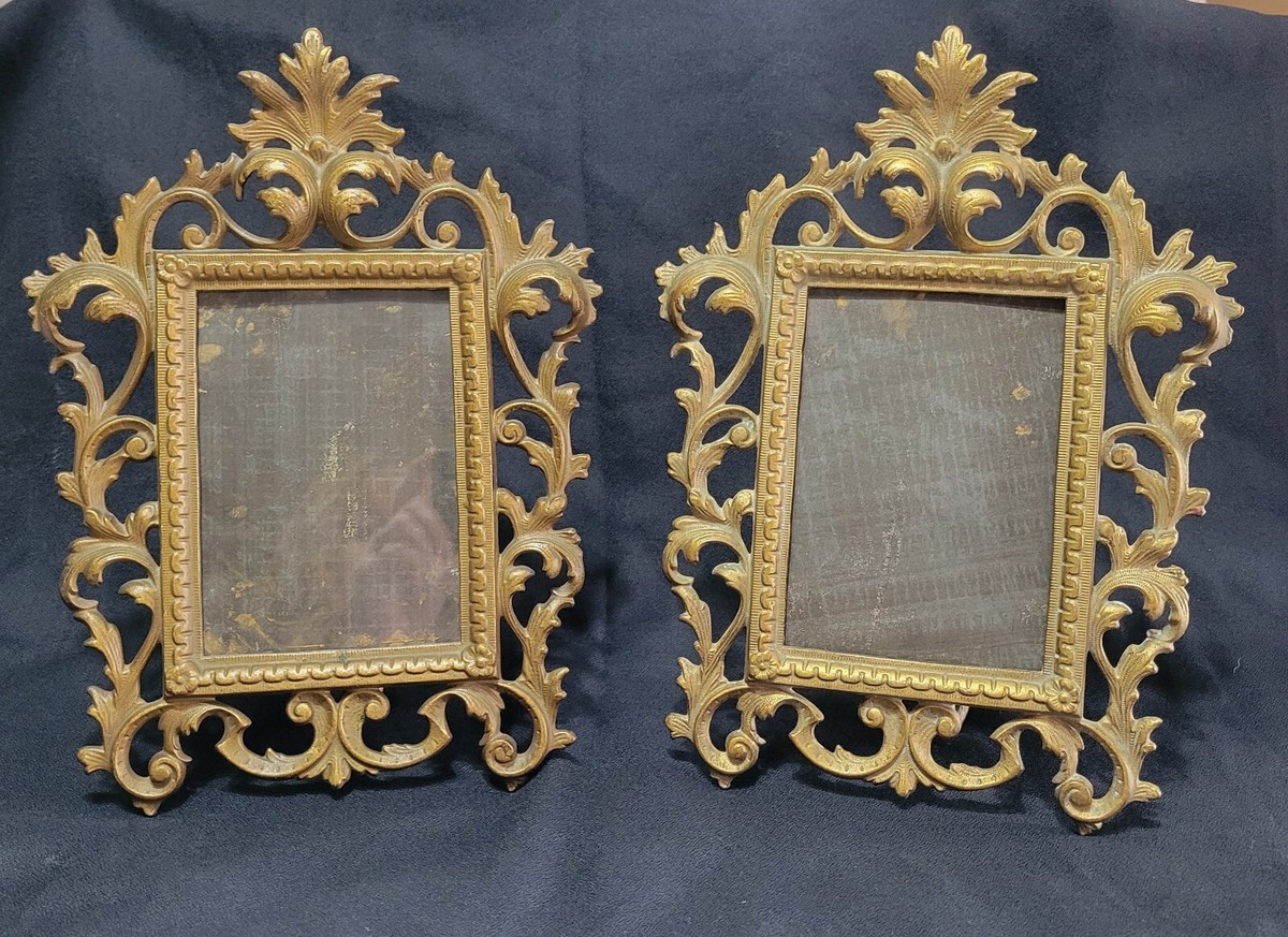 Rococo Frame Design