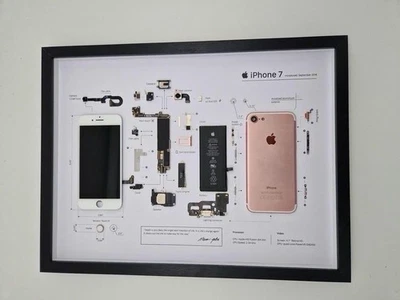 iPhone 7 Zerlegt im Rahmen – Technik Kunstwerk – Gerahmte Wanddeko – Schwarz - Bild 1 von 2