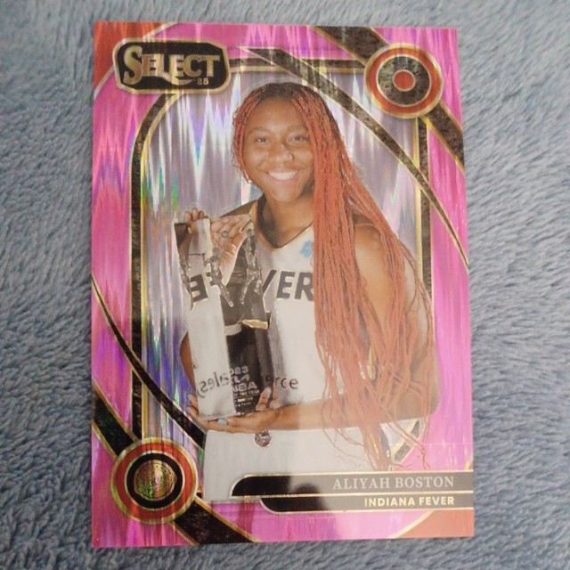 2025 Panini Select WNBA - Courtside Aliyah Boston #250 Pink Flash Prizm