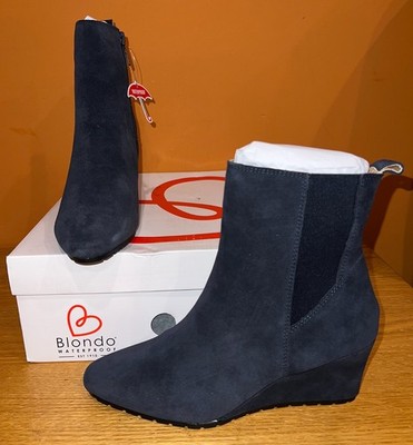 Blondo Veena Waterproof Wedge Ankle Boot, Navy Suede Bootie, Size 7.5