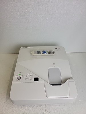 NEC UM330X 1024 x 768 XGA 3,300 Lumens Ultra Short Throw Projector 2225hrs Used