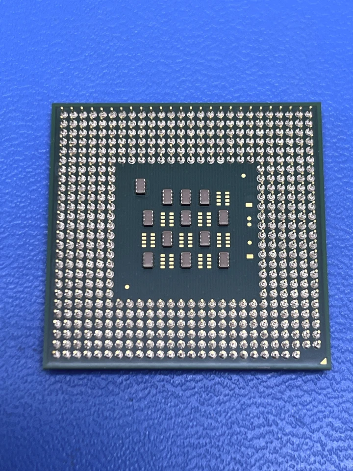 Intel Pentium 4 2.8GHz (RK80532GE072512) Processor SL725 NEW - Image 2 of 2