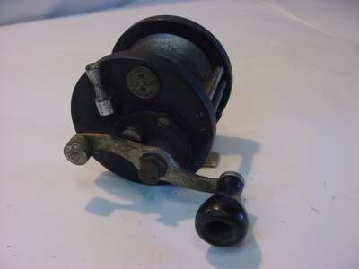 best reel ratio for bass fishing The best reel Gear Ratio for bass fishing  Gear ratio controls the amount  of line that is picked up with each turn of the reel handle. Lower gear  ratios have more