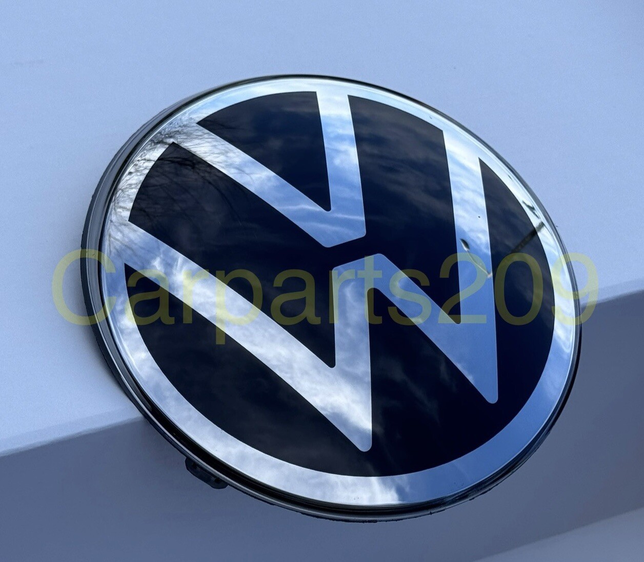 2020-2024 Volkswagen Logo Emblem Altas Atlas Cross Sport 3CM853601F Grille VW