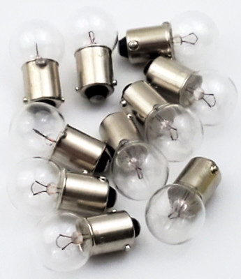 Lot of 10 JKL 55 Miniature Lamps 7 Volt 2.87 Watt Bayonet Base 500 AVG HRS