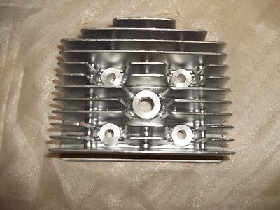 YAMAHA CS3 NOS OEM RIGHT CYLINDER HEAD 273-11121-00-00 | eBay