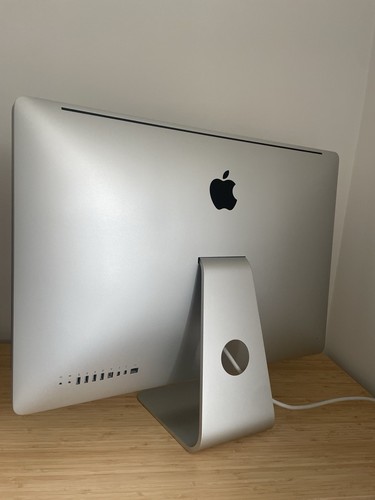  iMac 27-inch Mid 2011 | i5 3.1Ghz | 24GB Ram | 1T Storage | AMD Mountain Lion - Picture 5 of 18