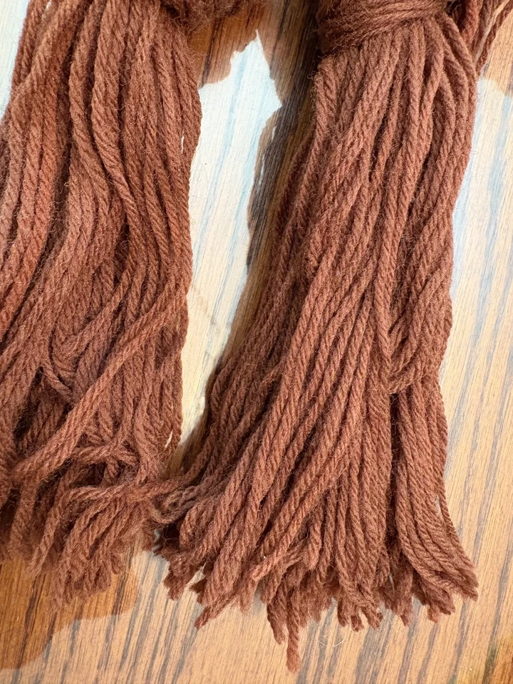 Yarn for needlepoint, brown & green 30 inches precut 2 ply lightly used - Image 4 of 4