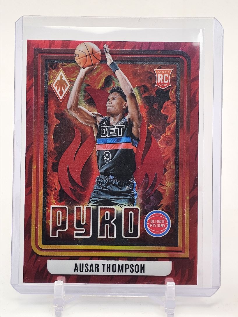 AUSAR THOMPSON 2023-24 PHOENIX ROOKIE PYRO RED PISTONS #18 RC /125 Q4865
