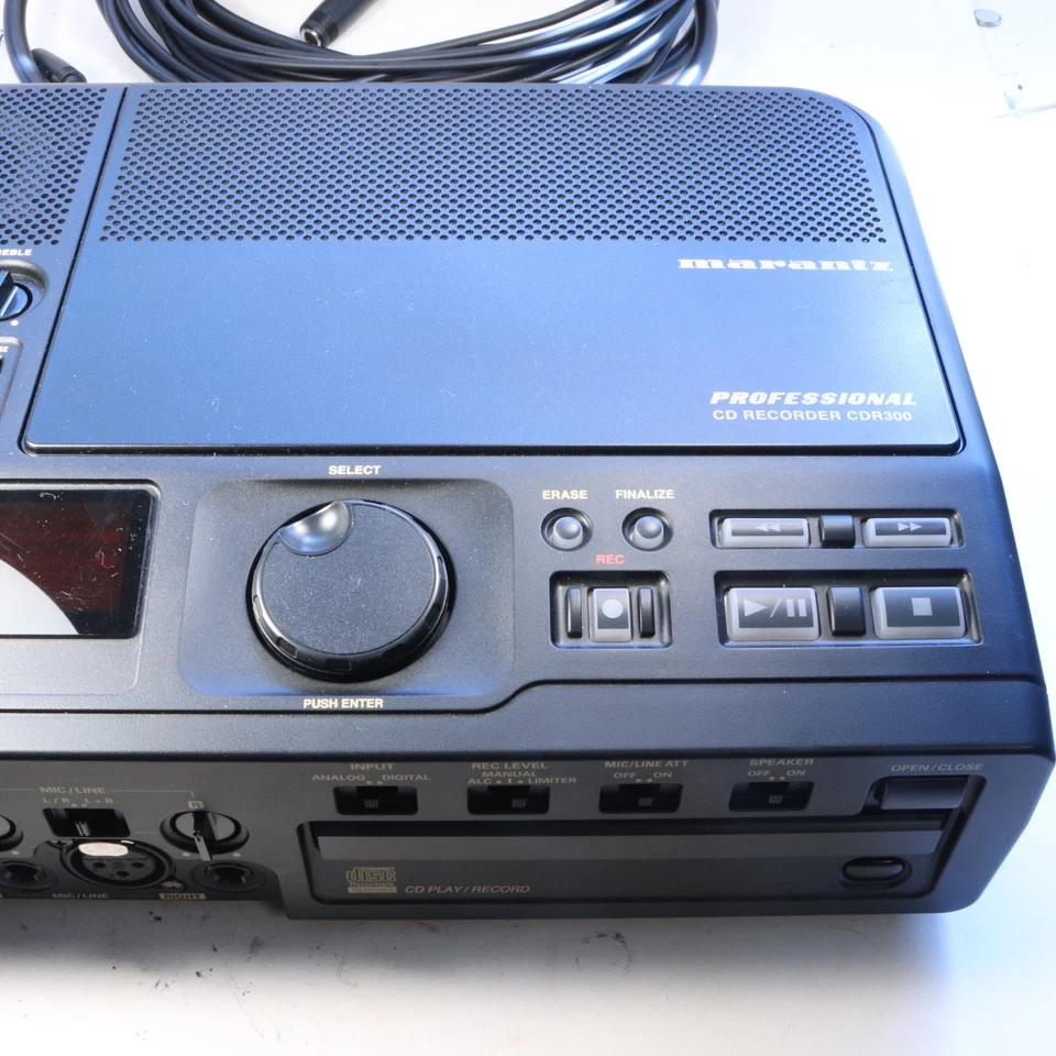 Marantz CDR300/U1B Professional CD Recorder / Player with Remote Control & Cord - Image 4 of 4