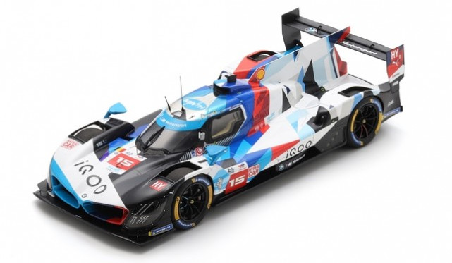 Miniature BMW M Hybrid V8 15 Le Mans 2024 SPARK Vanthoor Marciello 1/43