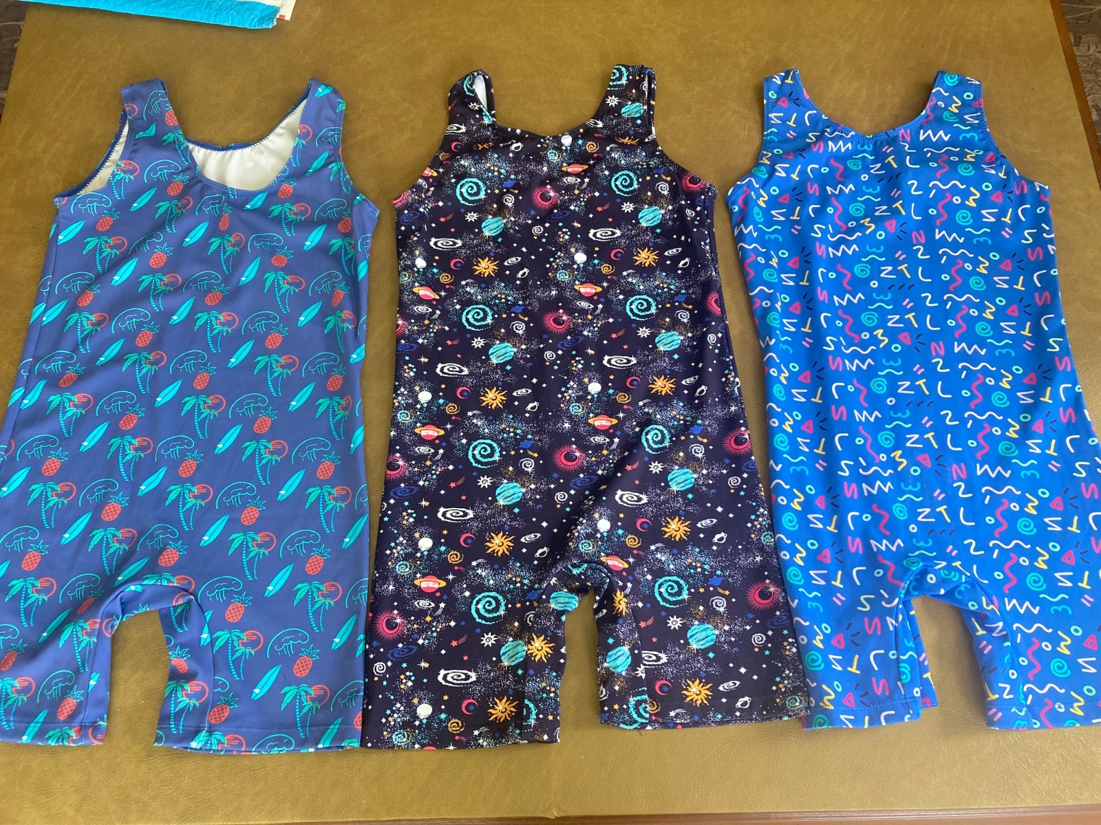 UMELOK  Rash Guard Swimsuits/Gymnastic Suits Sleeveless 9-10Y