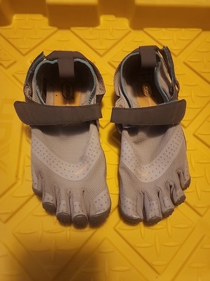 Women's Vibram FiveFingers 18W7303 Aqua Grey Size 6.5-7