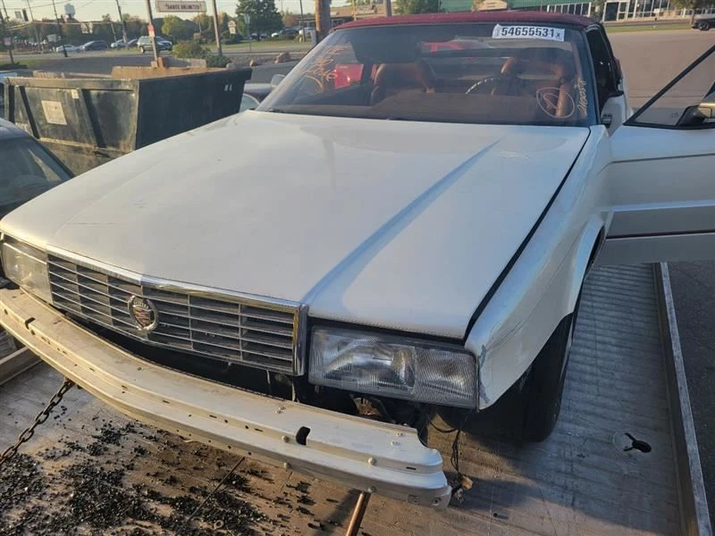 Assento dianteiro ALLANTE 1989 338708 - Imagem 2 de 4