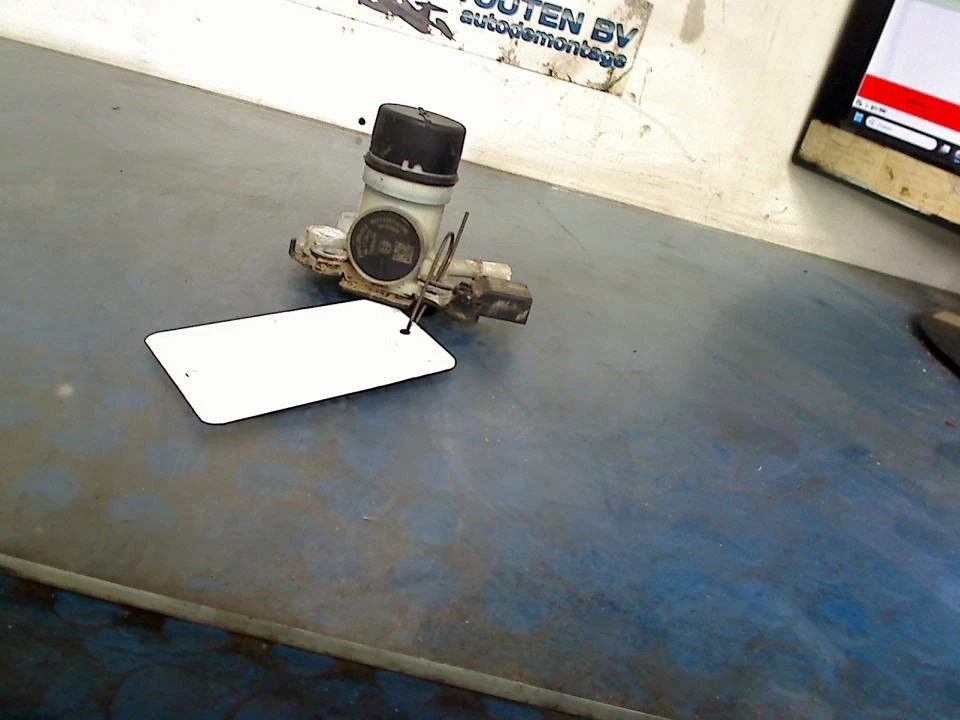 40AH ADBLUEPOMP Mercedes-Benz Vito (447.6) 2018 911671a Foto 3 de 4