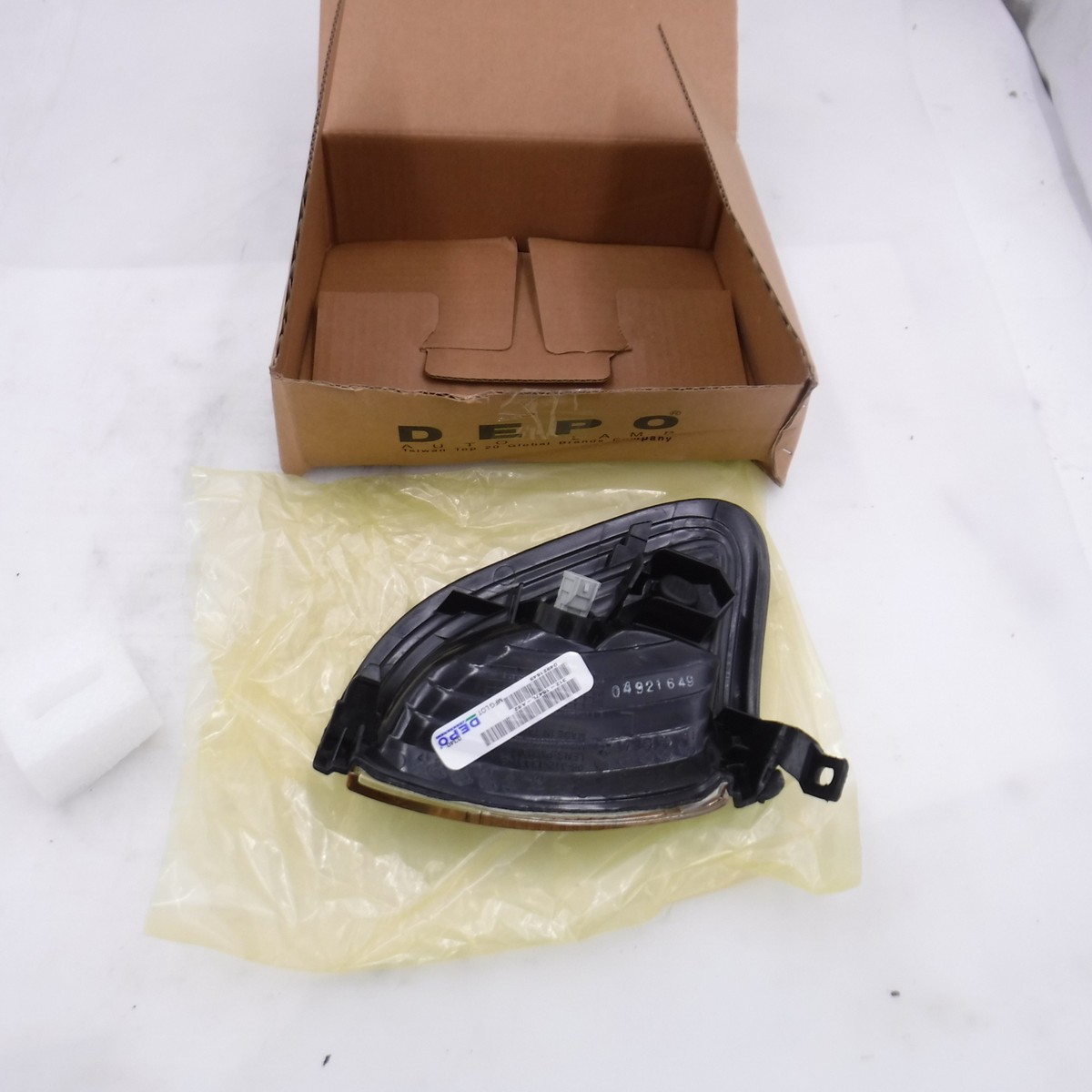 Park Signal Marker Light Black Edge For 2001-2004 Toyota Tacoma