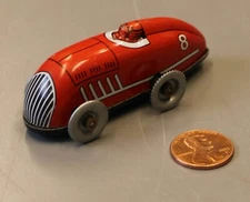 09/12. Vintage Automatic Toy Co. 2.75" Tin Toy Wind-Up Race Car, No Key