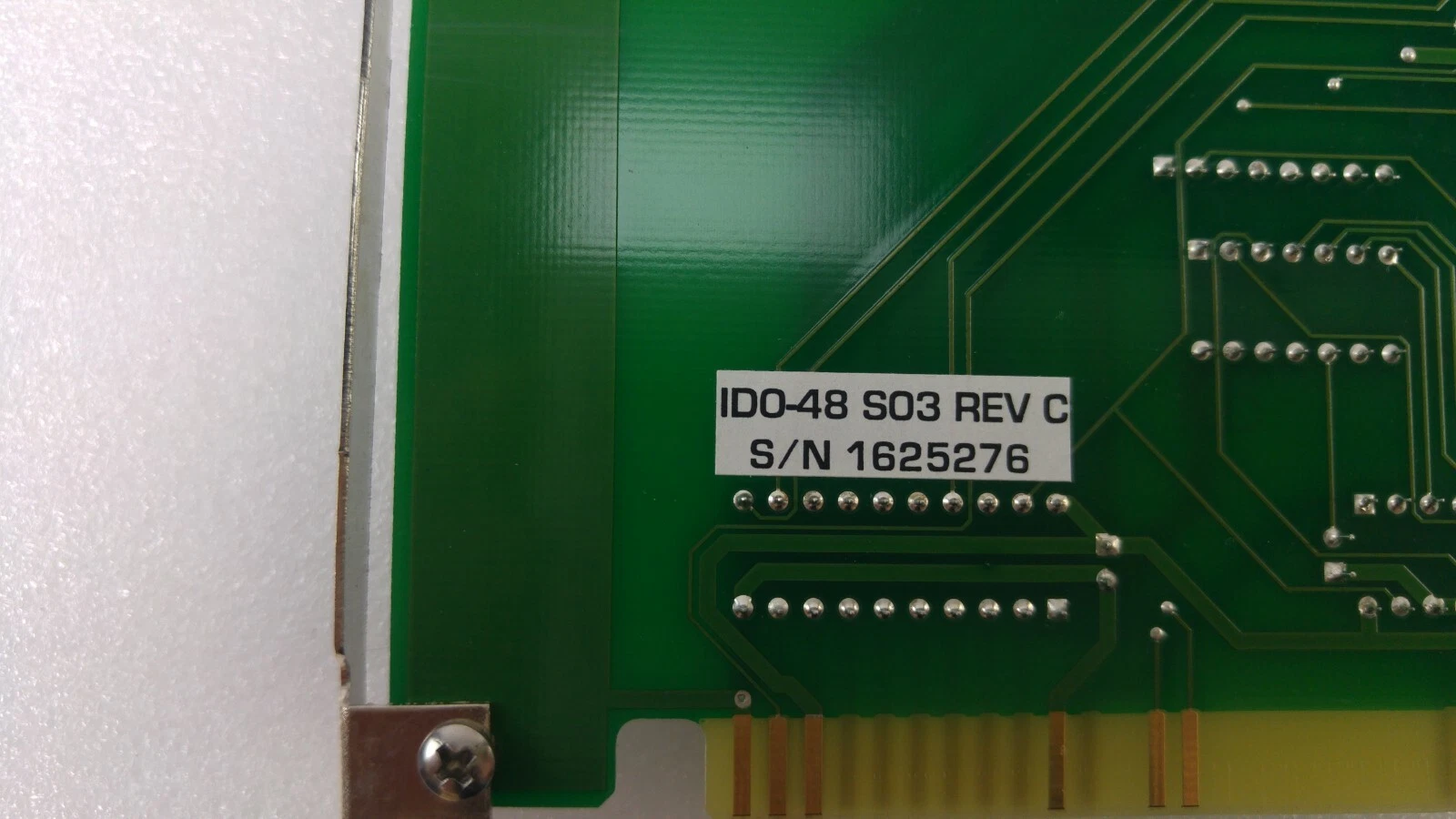 Label IDO-48 S03 REV C with serial number on the card