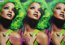 hey! A3 Poster ca. 28 x 40 cm von Rihanna