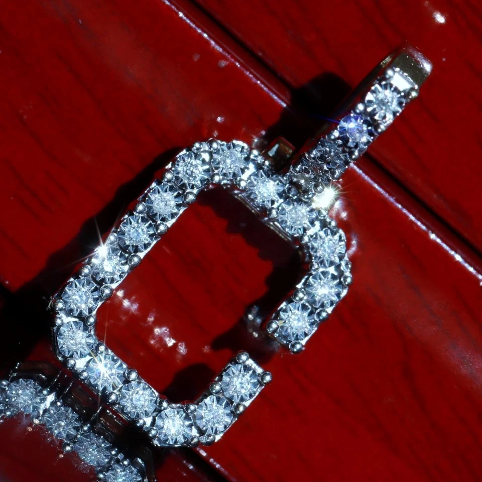 10k multi tone gold pendant 0.16ct natural diamond initial C' charm 2.89gr N3371 - Image 2 of 4