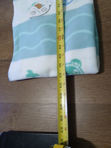 Nintendo Animal Crossing New Horizons Collector Box - Blanket - Picture 5 of 7