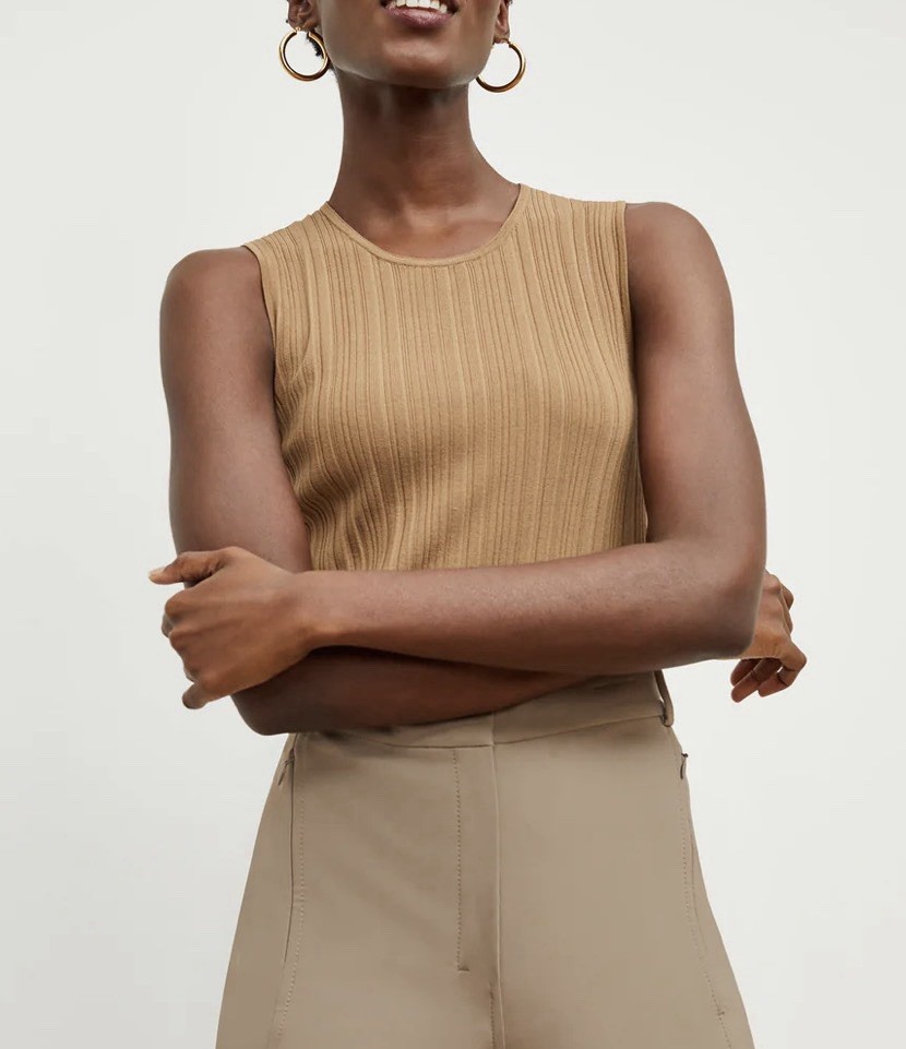 M.M.LaFleur Louisa Top in the sandstone color and textured knit XS A003632