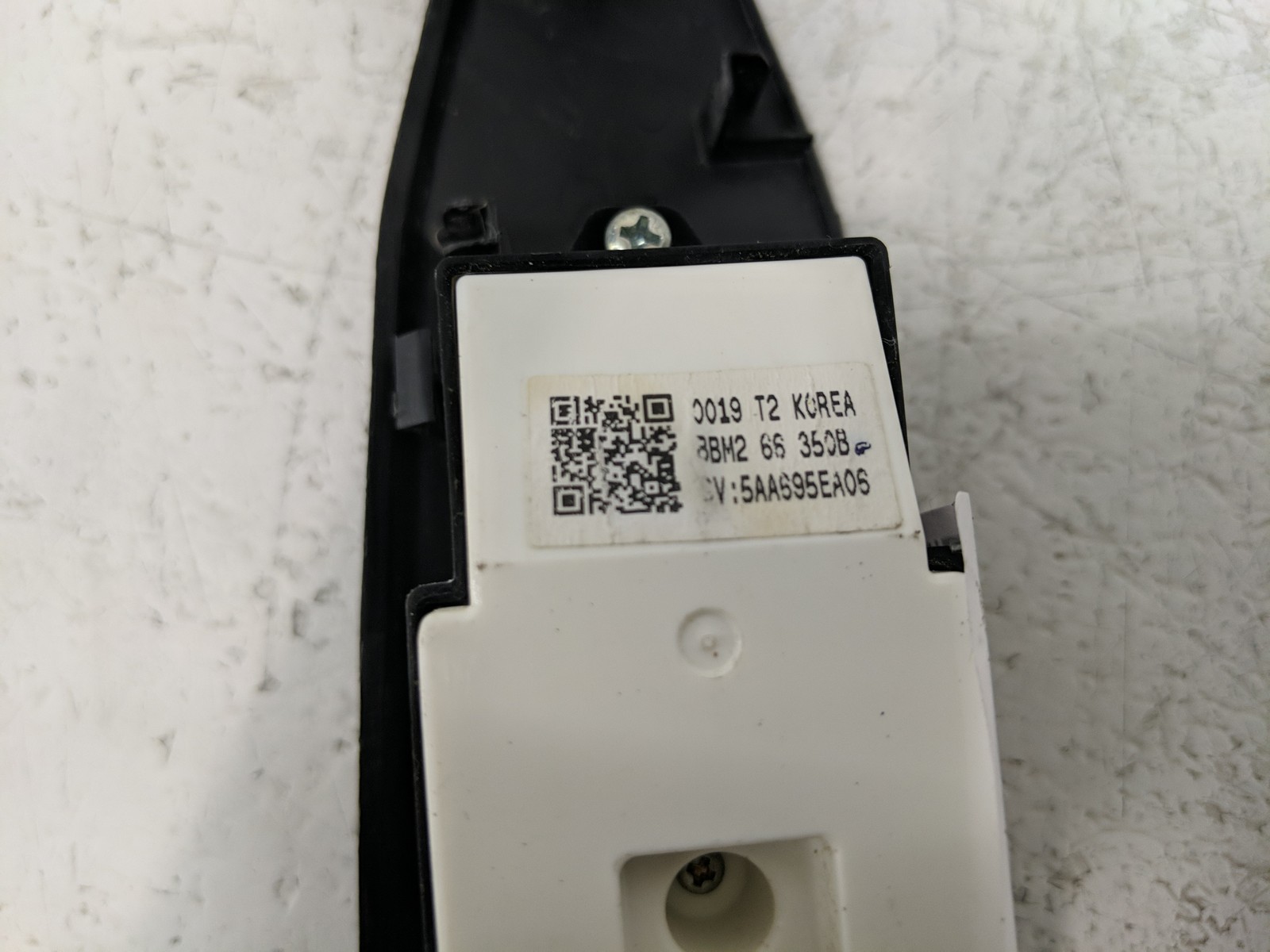 2010-2013 Mazda 3 Driver Left Door Master Power Window Switch ED50F