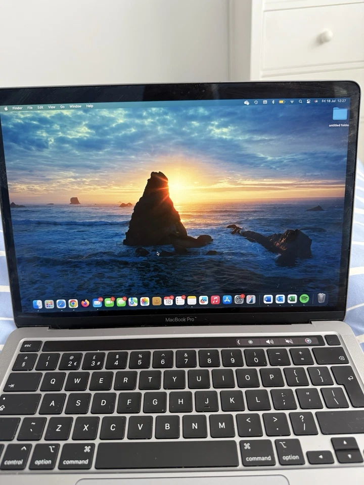 Apple MacBook Pro 13" · i5 8th gen 3.9 GHz · 8GB · 256GB, photo 2 of 5