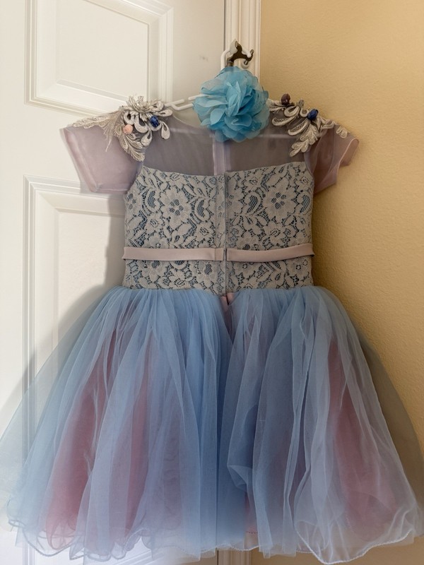 Girls Blue/Pink Tulle Lace Fit & Flare Dress Size 130cm(4’3”) Knee, Cap Sleeve