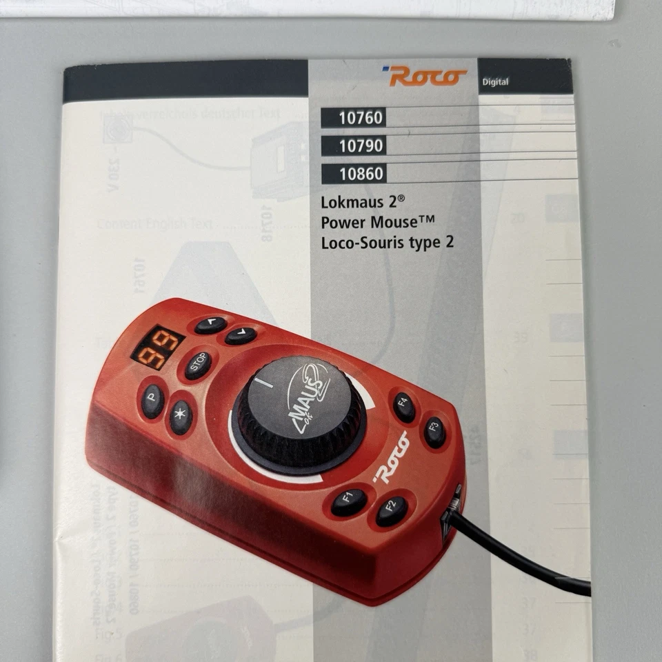 Roco  DCC 10764 Booster with Hand Held Power Mouse Controller + Track/Wiring - Image 3 of 4