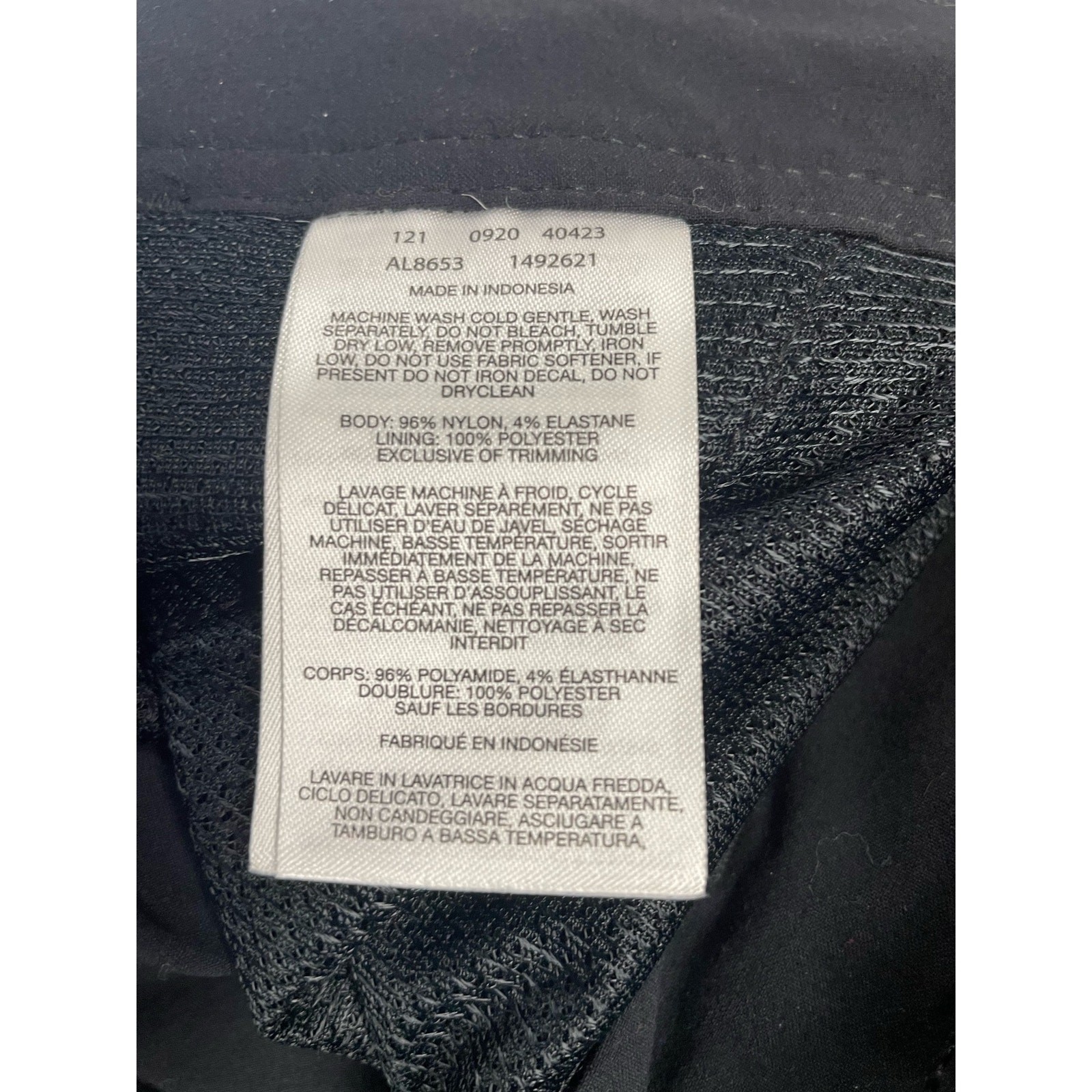 Columbia solid black cropped drawstring hiking pa… - image 5