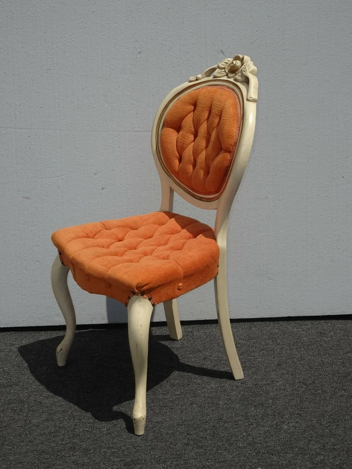 Silla acolchada de terciopelo naranja provincial francesa vintage de Kimball Foto 4 de 4