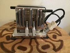 Vintage Rowenta Toaster • Model E5210, 440W, 220V •  Made in Germany EUC W/PLUG