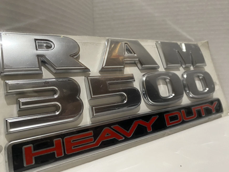 15-18 DODGE RAM 3500 EMBLEMAS NEGROS PLANOS DE ALTA RESISTENCIA Juego de 2 MOPAR GENUINOS Foto 4 de 4