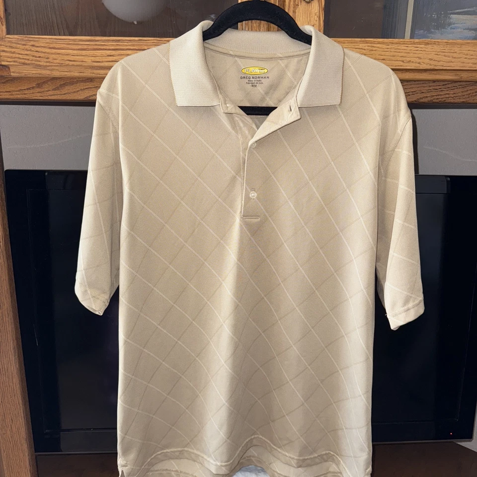 Винтажная мужская рубашка для гольфа Greg Norman Play Dry желтовато-коричневая классическая поло размер средний б/у в отличном состоянии - Изображение 4 из 4