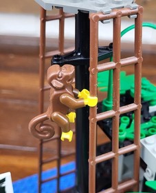 LEGO Pirates (6270) Forbidden Island Complete Set *Missing Instructions and Box*