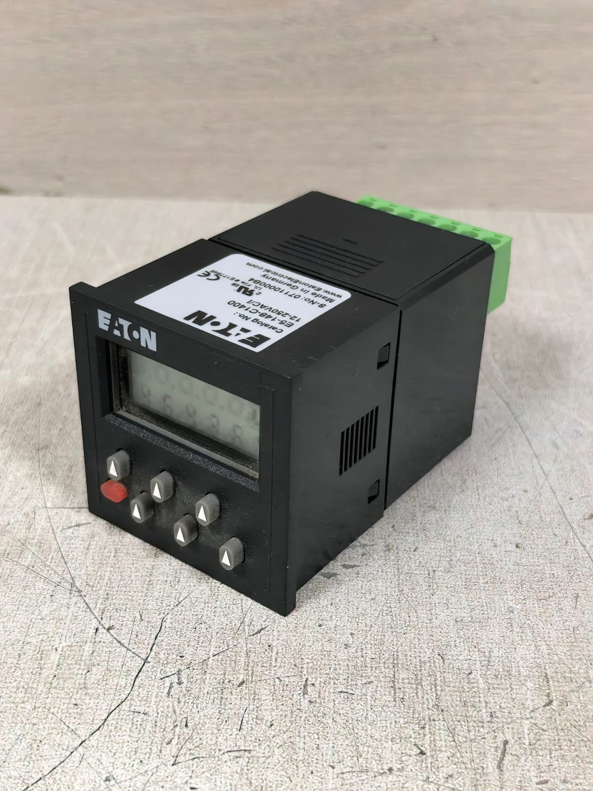 Eaton E5-148-C1400 EATON E5-148-C1400 DIGITAL ELECTRONIC PRESET COUNTER 12-250VAC 3