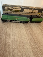 Wrenn W2266 Streamlined West Country Class 4-6-2 21C103 'Plymouth' in SR Green