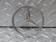 ⚙33963⚙ Mercedes-Benz W124 260E Chrome Rear Emblem 2017580058