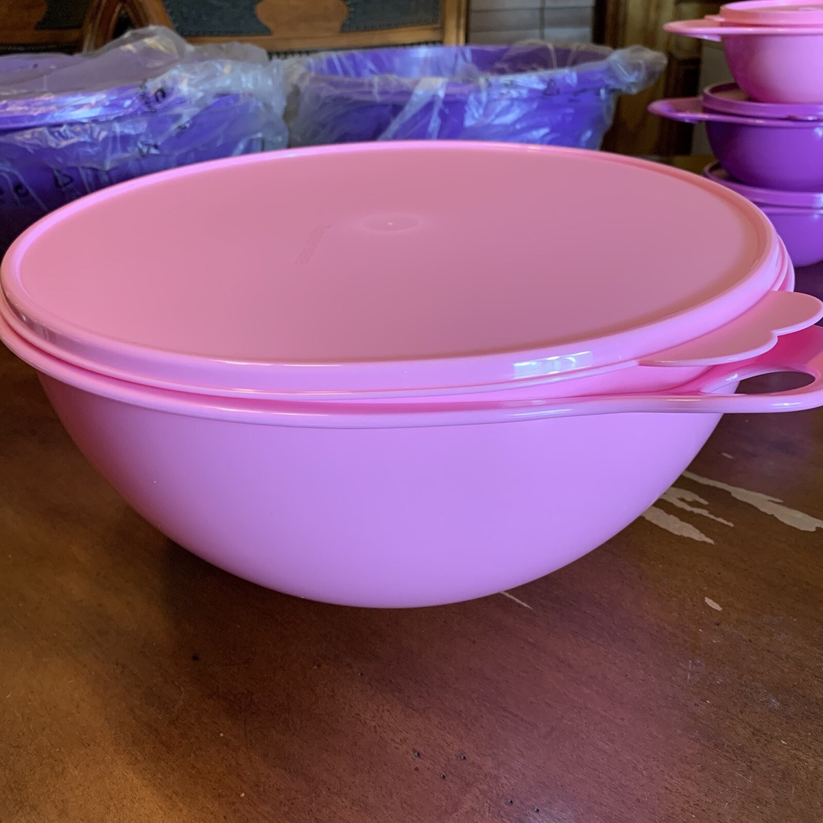 Tupperware Large That's a Bowl 7.8L Pink Kitchen Food