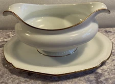 Royal Bayreuth Gravy Boat with Attached Underplate. Gold Trim. Bavaria/Germany