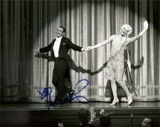 MISSI PYLE SIGNED THE ARTIST 10X8 PHOTO AFTAL & UACC [12173] FILM AUTOGRAPH